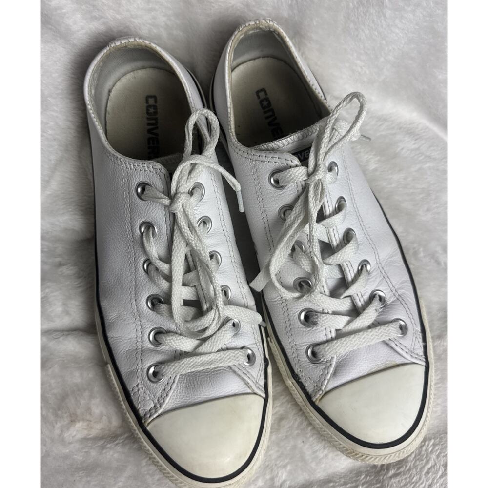 Converse All Star Chuck Taylor Womens Sz 10 Shoes White Leather Low Top Sneakers
